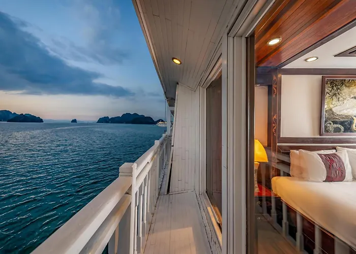 Indochina Heritage Cruise * Ha Long