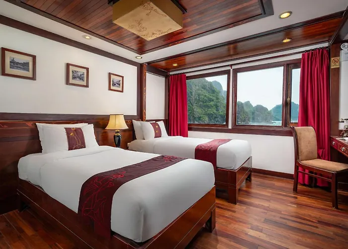 Indochina Heritage Cruise Botel *